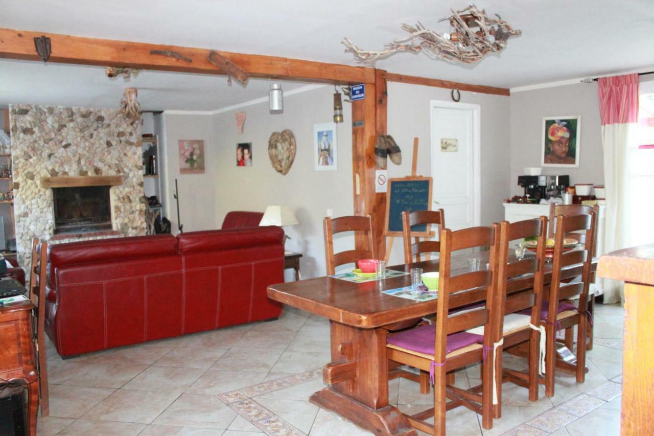 Belle Maison De Montagne Casteil Esterno foto